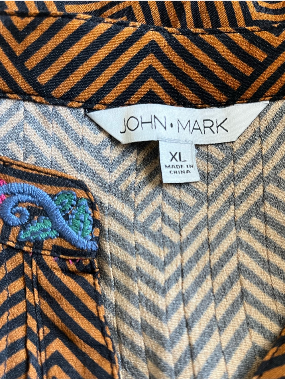 NWOT John Mark Brown embroidered tunic top; Size XL - Picture 12 of 12